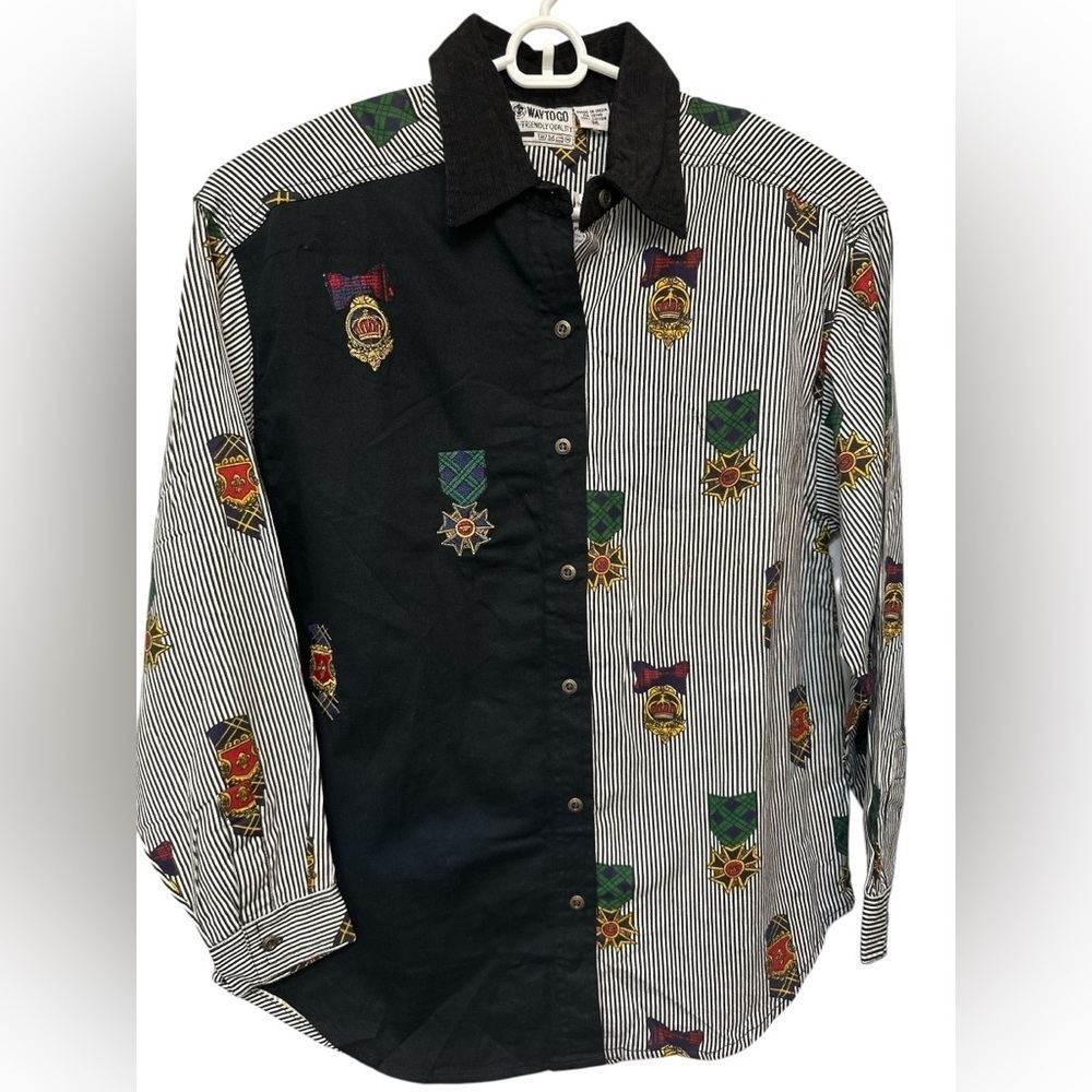 Way To Go Vintage Striped Black and White Medal Graphic Button Down Shirt NWT